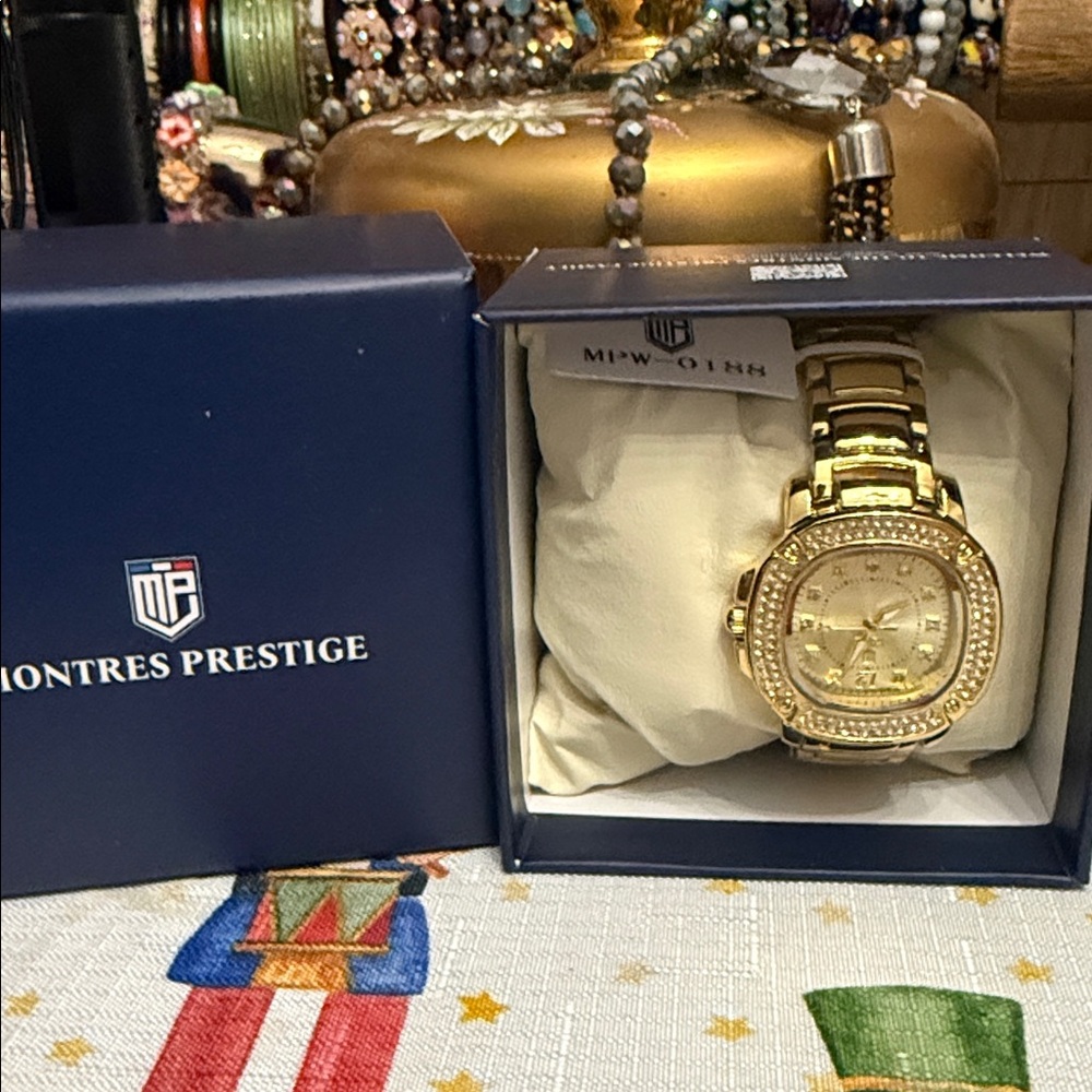NIB Montres Prestige X Invicta women's watch gold-tone crystal-accented